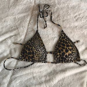Victoria’s Secret bikini top